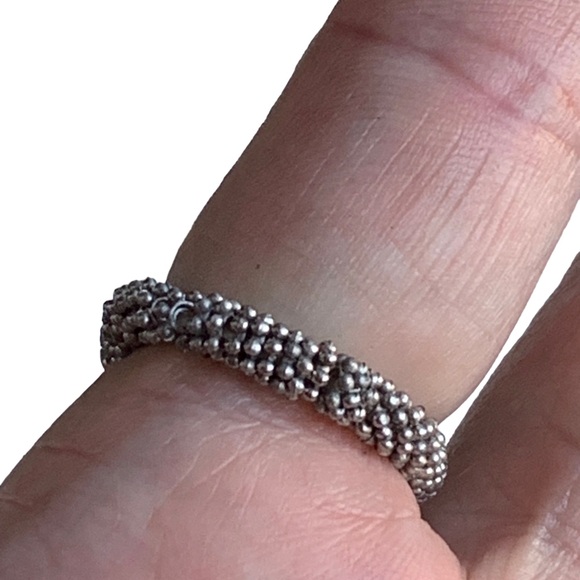 Zebra Print Stretch Cross Ring Silver Tone Women’s Costume Jewelry Animal Print - Picture 4 of 5
